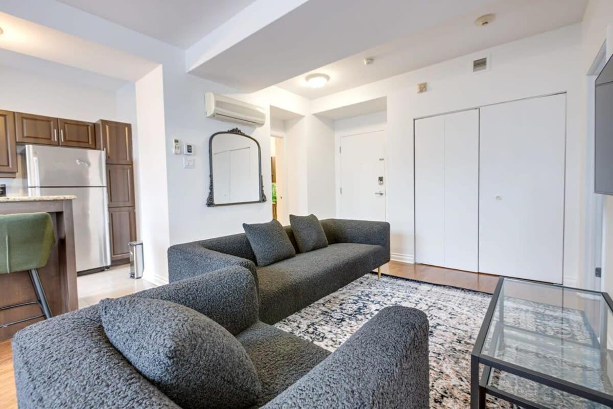 M11 Gorgeous Bright Corner 2Br In Heart Of Mtl Apartment Montreal Bagian luar foto